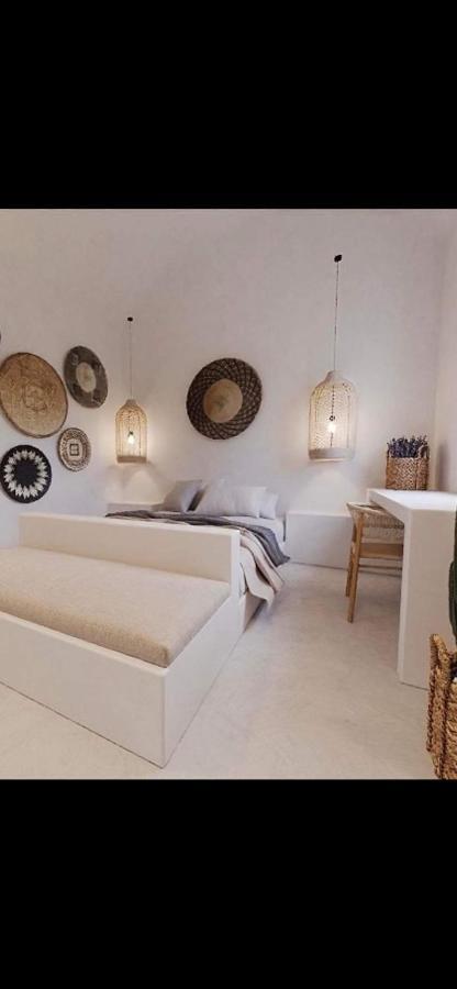 Lejardin Suites Santorini Pyrgos Kallistis ภายนอก รูปภาพ
