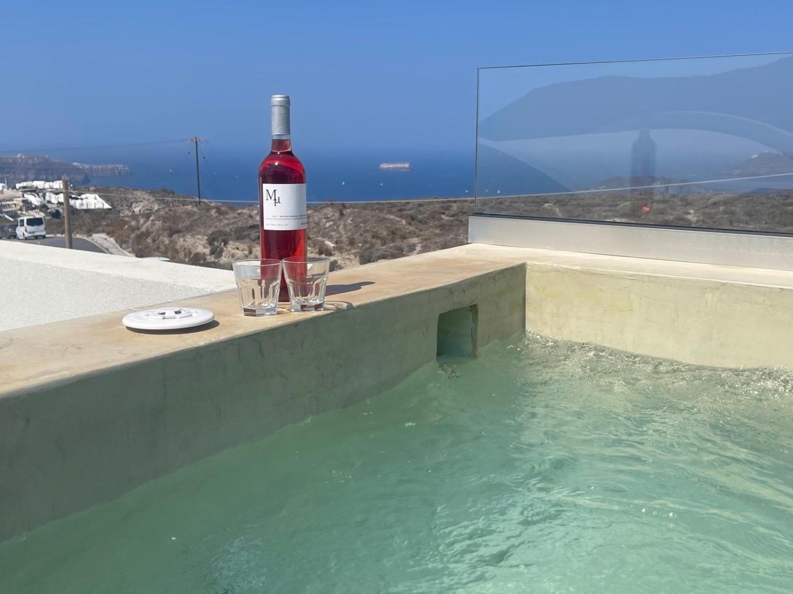 Lejardin Suites Santorini Pyrgos Kallistis ภายนอก รูปภาพ