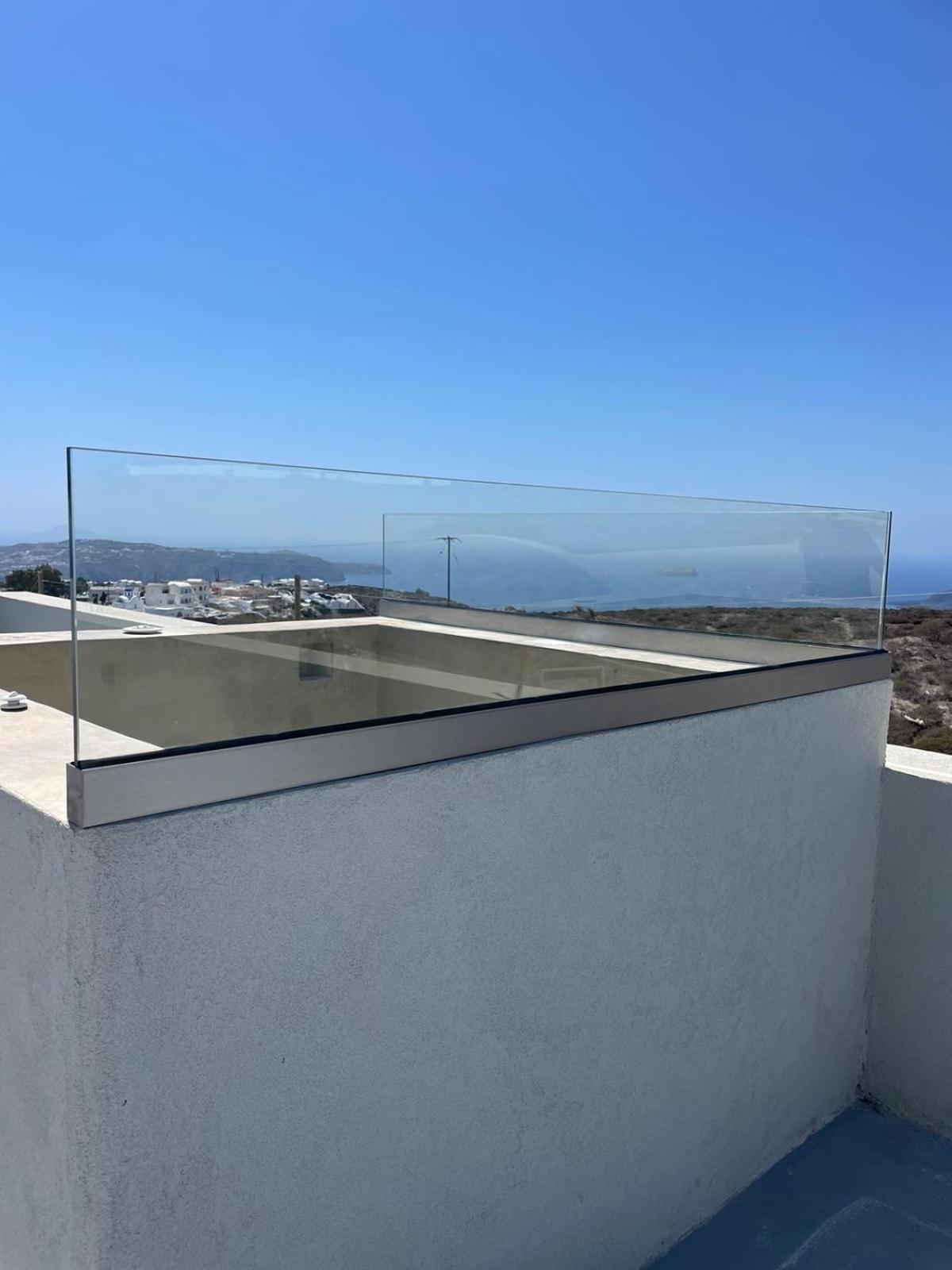Lejardin Suites Santorini Pyrgos Kallistis ภายนอก รูปภาพ